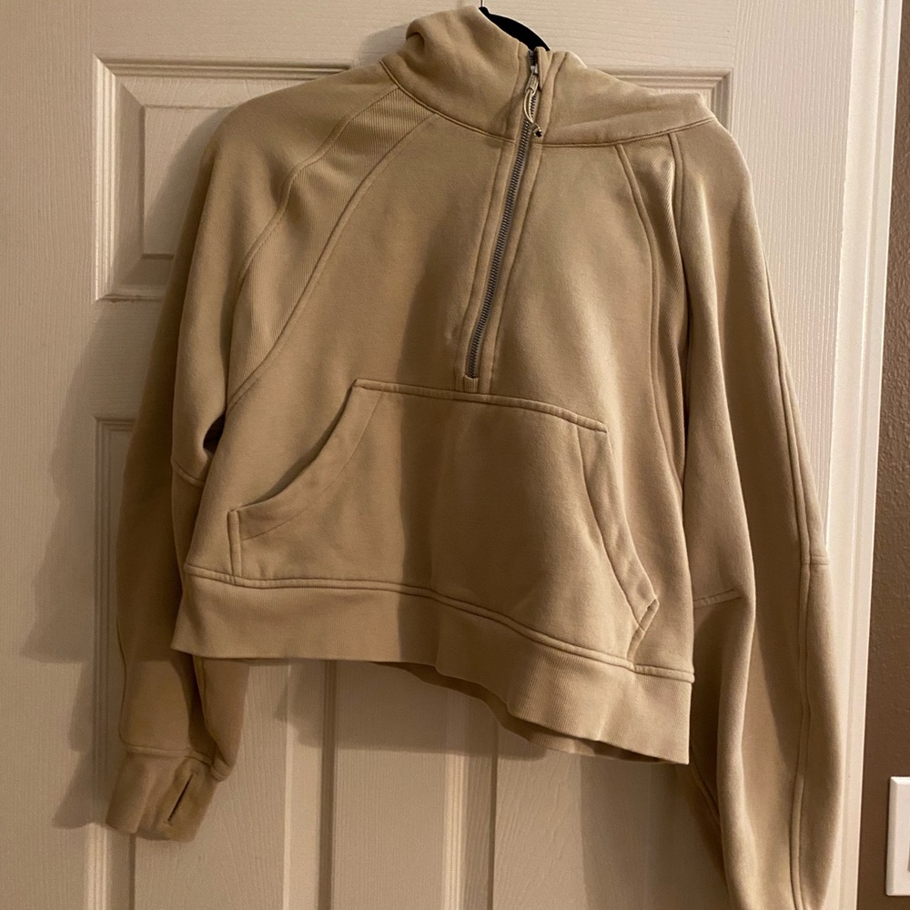 Lululemon hoodie. Size M/L